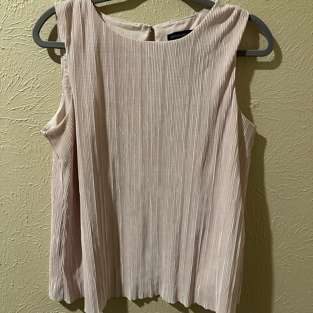 Sleeveless Blouse